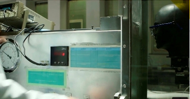 Imagen de maquinaria de control para los ojos